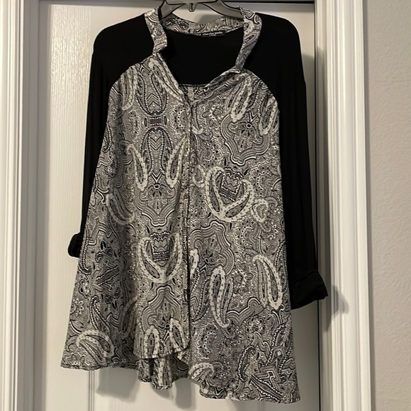 Cha-Cha Vente Full Button up Shirt - Picture 1 of 4